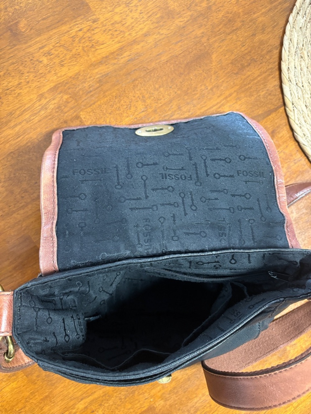 FOSSIL Brown Leather Crossbody Messenger Bag - Unbranded - Picture 4 of 6